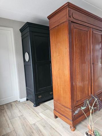 Strakke antieke kledingkast demontabel - afbeelding 7