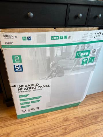 Inftarood paneel 425 watt met wifi nieuw. beschikbaar voor biedingen