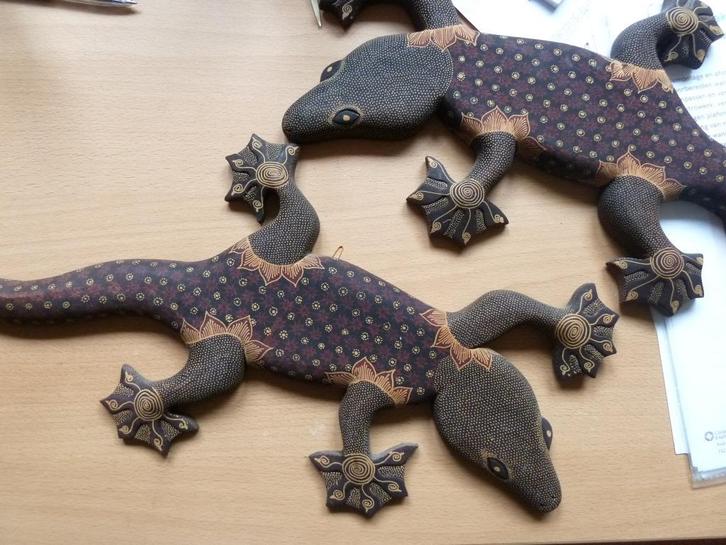Twee salamanders/hagedissen aan de wand, Antiek en Kunst, Curiosa en Brocante, Ophalen of Verzenden
