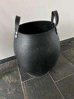 Grote rubberen mand, Huis en Inrichting, Woonaccessoires | Schalen en Manden, Overige materialen, Gebruikt, Mand, Ophalen of Verzenden