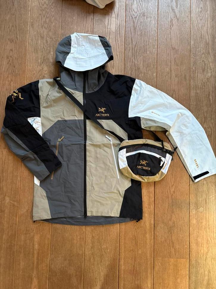 Arc'teryx  BEAMS set - Beta Jacket + Mantis 2 Waistpack, Kleding | Heren, Sportkleding, Nieuw, Wandelen of Outdoor, Maat 48/50 (M)