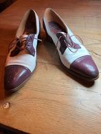 Mooie paars/witte veterschoenen maat 6.5, Ophalen of Verzenden, Zo goed als nieuw, Overige kleuren