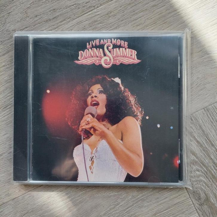 Donna Summer / Live And More, Nieuwstaat, Cd's en Dvd's, Cd's | Dance en House, Zo goed als nieuw, Disco, Ophalen of Verzenden