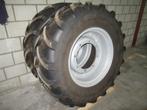 tractorbanden met velg 420/70 R28 banden, Ophalen, Zo goed als nieuw