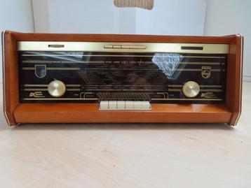 Philips B5X23A buizenradio