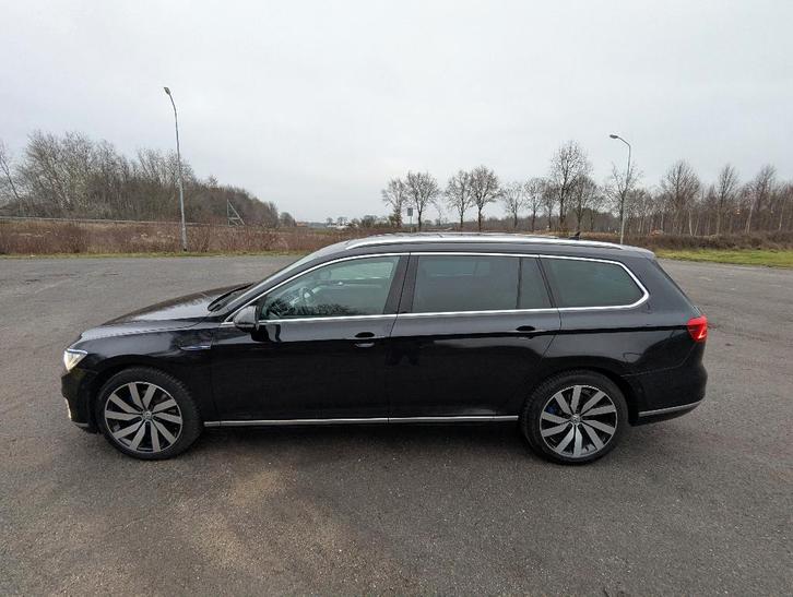 Volkswagen Passat 1.4 TSI 160KW GTE Phev VAR Dsg6 2015 Zwart, Auto's, Volkswagen, Particulier, Passat, Achteruitrijcamera, Adaptive Cruise Control