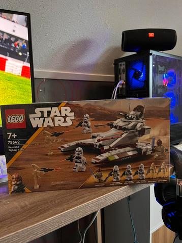 Lego Star Wars Republic Fighter Tank 75342 beschikbaar voor biedingen