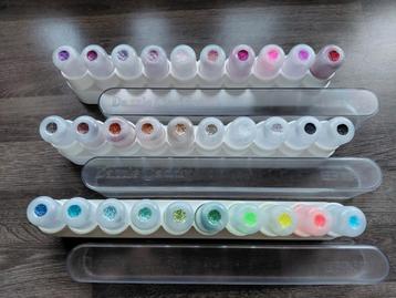 Opbergsysteem voor glitters (glittertattoos) beschikbaar voor biedingen