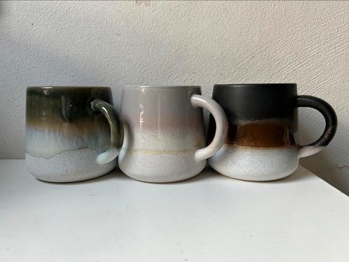 Sass & Belle 3 Mojave Glaze mokken, Huis en Inrichting, Keuken | Servies, Zo goed als nieuw, Kop(pen) en/of Schotel(s), Overige stijlen