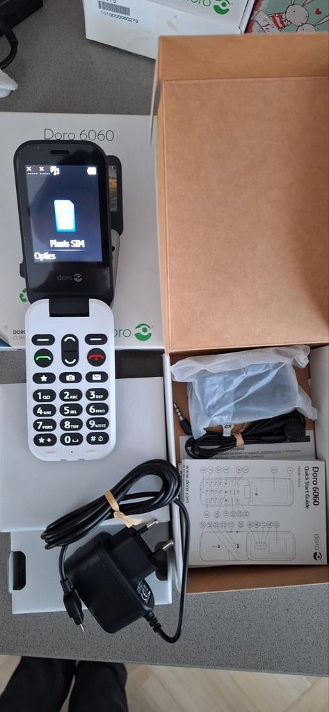 Doro 6060 Seniorentelefoon - Zo Goed Als Nieuw!, Doro, Info@doro.com, Inklapmodel, Ophalen of Verzenden