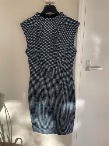 Forcast jurk maat 38 beschikbaar voor biedingen