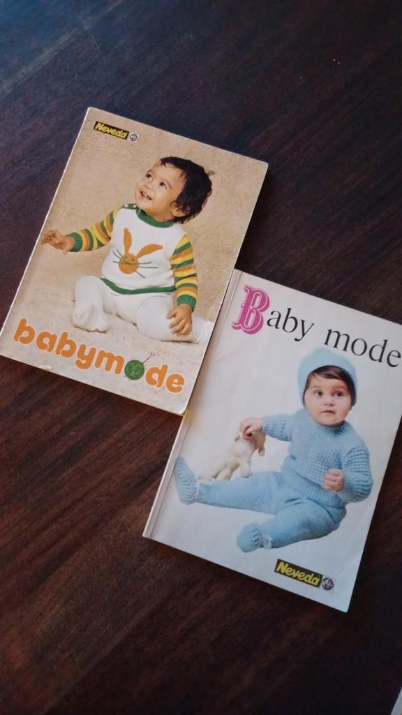 Vintage, 2 keer Nevada, babymode, breipatronen, Hobby en Vrije tijd, Breien en Haken, Haken, Patroon of Boek, Ophalen of Verzenden