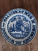 Herinneringsbord Bevrijding Maastricht 1944, Antiek en Kunst, Antiek | Wandborden en Tegels, Ophalen of Verzenden