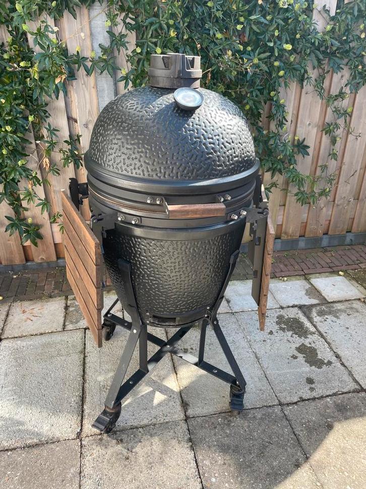 The Bastard Large Anniversary Edition, Tuin en Terras, Houtskoolbarbecues, Gebruikt, Met accessoires, Ophalen