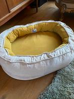 Funny Fuzzy hondenmand oker met cremekleur, Dieren en Toebehoren, Ophalen of Verzenden, Zo goed als nieuw