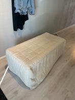 Poef creme kleur, Huis en Inrichting, Ophalen, Minder dan 50 cm, 75 tot 100 cm, Zo goed als nieuw