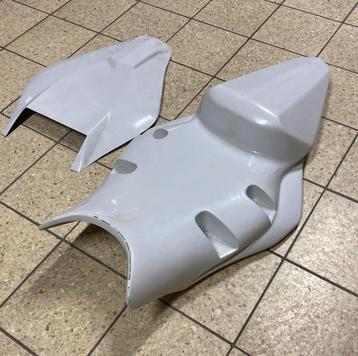 Yamaha R6 2006-2007 race zitje polyester  beschikbaar voor biedingen