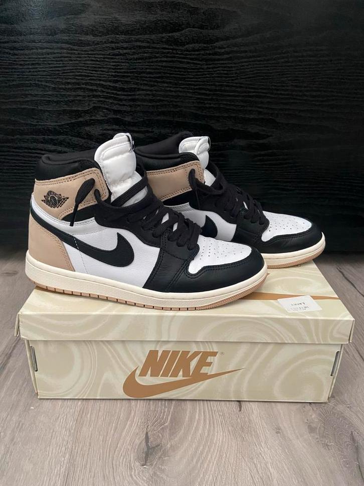 Nike Air Jordan 1 Retro Latte - Maat 38,5, Kleding | Heren, Schoenen, Nieuw, Sneakers of Gympen, Bruin, Ophalen of Verzenden