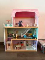 Poppenhuis compleet met meubels en poppetjes, Ophalen, Gebruikt, Poppenhuis