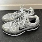 Nike P6000 zilver/wit/zwart maat 42 (vier maanden oud), Wit, Nike, Ophalen of Verzenden, Zo goed als nieuw