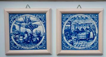 Delft blauw 2 tegeltjes beschikbaar voor biedingen