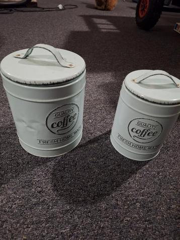 Set van 2 Vintage Koffiebussen beschikbaar voor biedingen