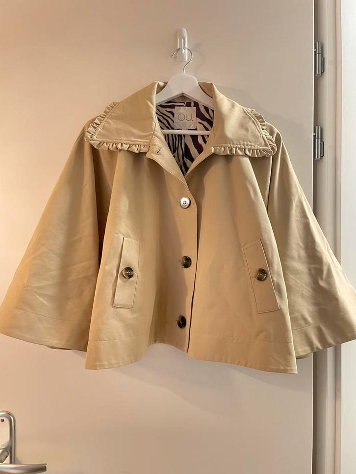 OU Boutique Amsterdam Poncho Jas XS/S - Nieuwstaat!, Kleding | Dames, Jassen | Zomer, Nieuw, Maat 34 (XS) of kleiner, Groen, Ophalen of Verzenden