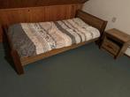 Bed | Kast | Nachtkastje | Bureau, Huis en Inrichting, Slaapkamer | Bedden, Ophalen, Gebruikt, 90 cm, 210 cm