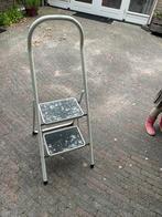 Keukentrapje, Doe-het-zelf en Verbouw, Ladders en Trappen, Ophalen, Zo goed als nieuw, Minder dan 2 meter
