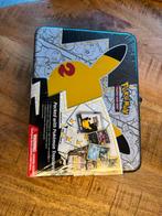 Pokemon Celebration Tin/Lunchbox - Nieuw!, Hobby en Vrije tijd, Verzamelkaartspellen | Pokémon, Ophalen of Verzenden, Nieuw, Overige typen