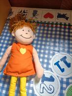 Toi-Toys meisje knuffel met oranje jurk 43 cm, Ophalen of Verzenden