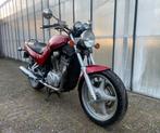 Suzuki VX800 uit 1991, Motoren, 2 cilinders, 805 cc, Motorrijbewijs A, Particulier