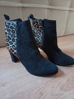 Enkellaarsjes met luipaardprint - Maat 37, Kleding | Dames, Schoenen, Ophalen of Verzenden, Zo goed als nieuw, Zwart, Lage of Enkellaarzen