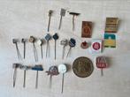 Pin speldjes jaren 60 mercedes märklin DDR wegenwacht anwb, Verzamelen, Speldjes, Pins en Buttons, Verzenden, Gebruikt