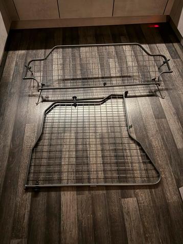 Travall Hondenrek + Verdeler  Auto Ford Focus Stationwagen beschikbaar voor biedingen