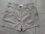 Supermooie & hele aparte korte broek!, Kleding | Dames, Kort, Verzenden, Zo goed als nieuw, Maat 36 (S)