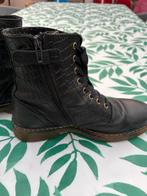 Zwarte leren enkellaarsjes met krokodillenprint, Zwart, Lage of Enkellaarzen, Ophalen of Verzenden, Zo goed als nieuw