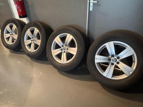 Audi Q7 4M 18 inch velgen + winterbanden Pirelli winterset, Auto-onderdelen, Banden en Velgen, Banden en Velgen, Winterbanden