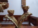 Gipsen kruisbeeld met 2 gipsen kandelaars, Antiek en Kunst, Antiek | Religie, Ophalen of Verzenden