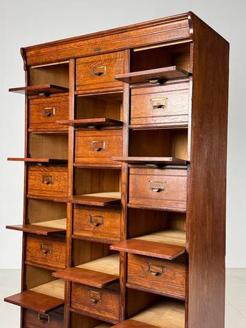 Apothekerskast ladekast kleppenkast antiek beschikbaar voor biedingen