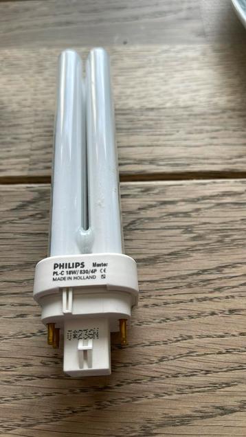 Philips PL lampen beschikbaar voor biedingen