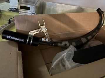 Uitlaat Stage6 onderlangs zwart Minarelli AM6 NIEUW beschikbaar voor biedingen