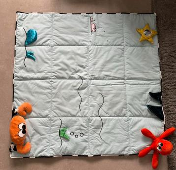 Ikea speelkleed 114 x 114 cm beschikbaar voor biedingen