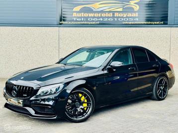 Dikke Mercedes C63 AMG*V8*BLACK*570PK* beschikbaar voor biedingen