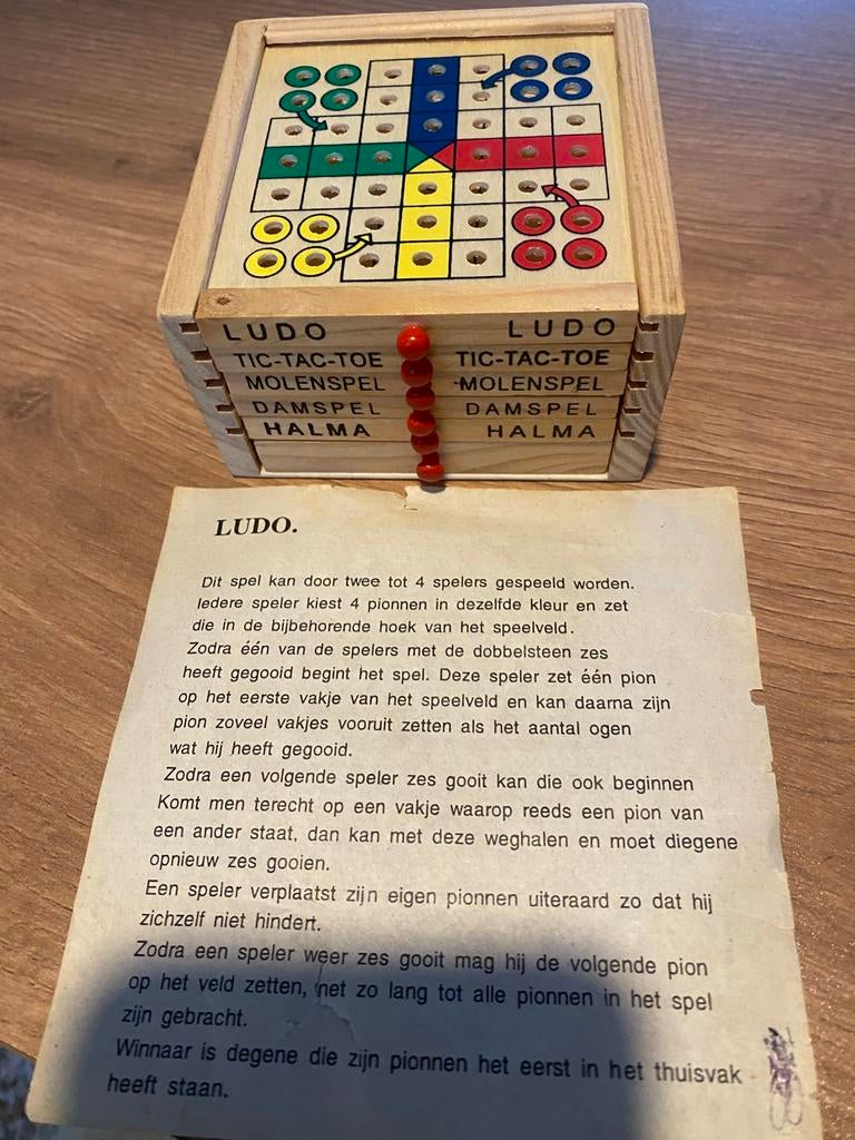 Leuk 5-in-1 Houten Spel: Ludo, Dammen, Halma & Meer!, Hobby en Vrije tijd, Gezelschapsspellen | Bordspellen, Een of twee spelers