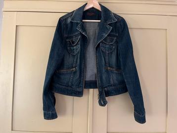 Spijkerjasje Geisha 2XL beschikbaar voor biedingen