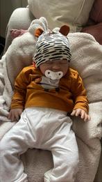 reborn pop met kleertjes en magnetisch speentje, Verzamelen, Poppen, Ophalen of Verzenden, Zo goed als nieuw, Babypop, Levensecht of Reborn