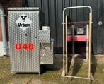 Urban kalverdrinkautomaat, Dieren en Toebehoren