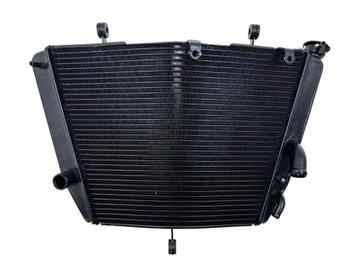 RADIATEUR GSX R 600 2011-2015 (GSXR600 L1-L5) (1771014J00) beschikbaar voor biedingen