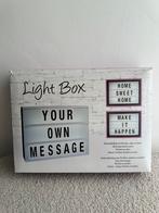 Ligt box licht box met letters, Huis en Inrichting, Woonaccessoires | Tekstborden en Spreuken, Ophalen of Verzenden, Zo goed als nieuw